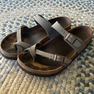 Birkenstock Mayari Size 40